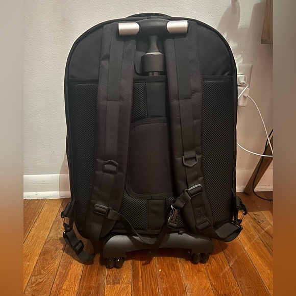 Travel Suitcase - Picture 4 of 5